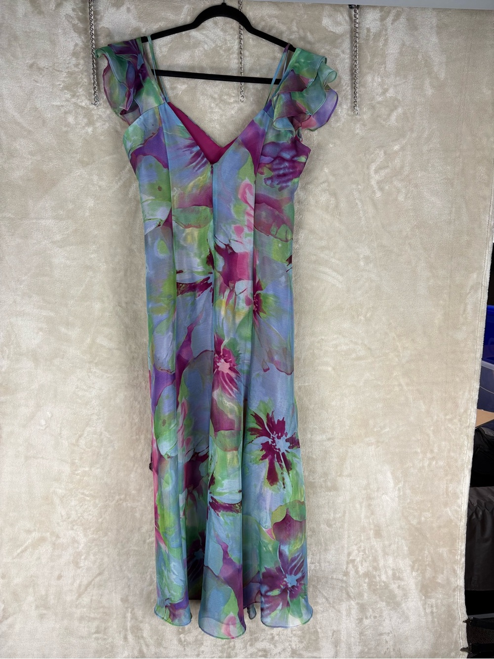 Floral V-Neck Maxi Dress in Water-Color
